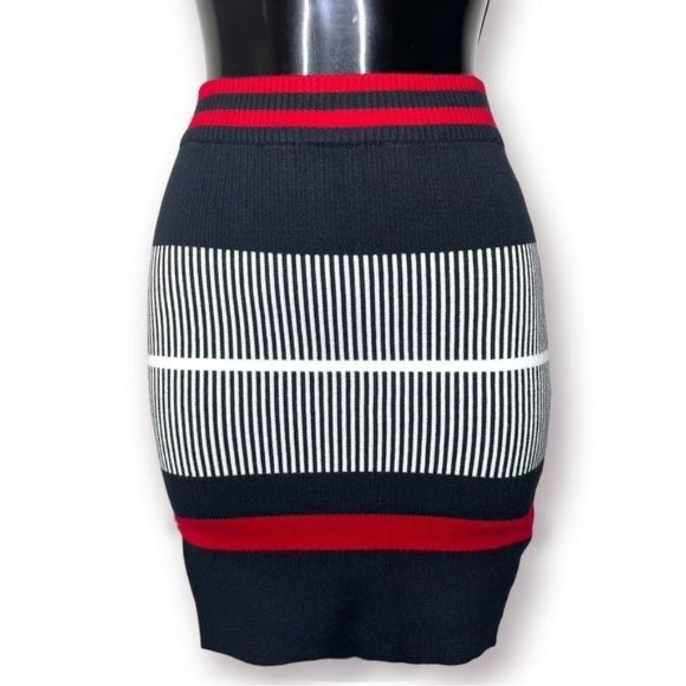 NWT Seek the Label Size XS Red Black White Stripe Knit Stretch Mini Skirt $108
